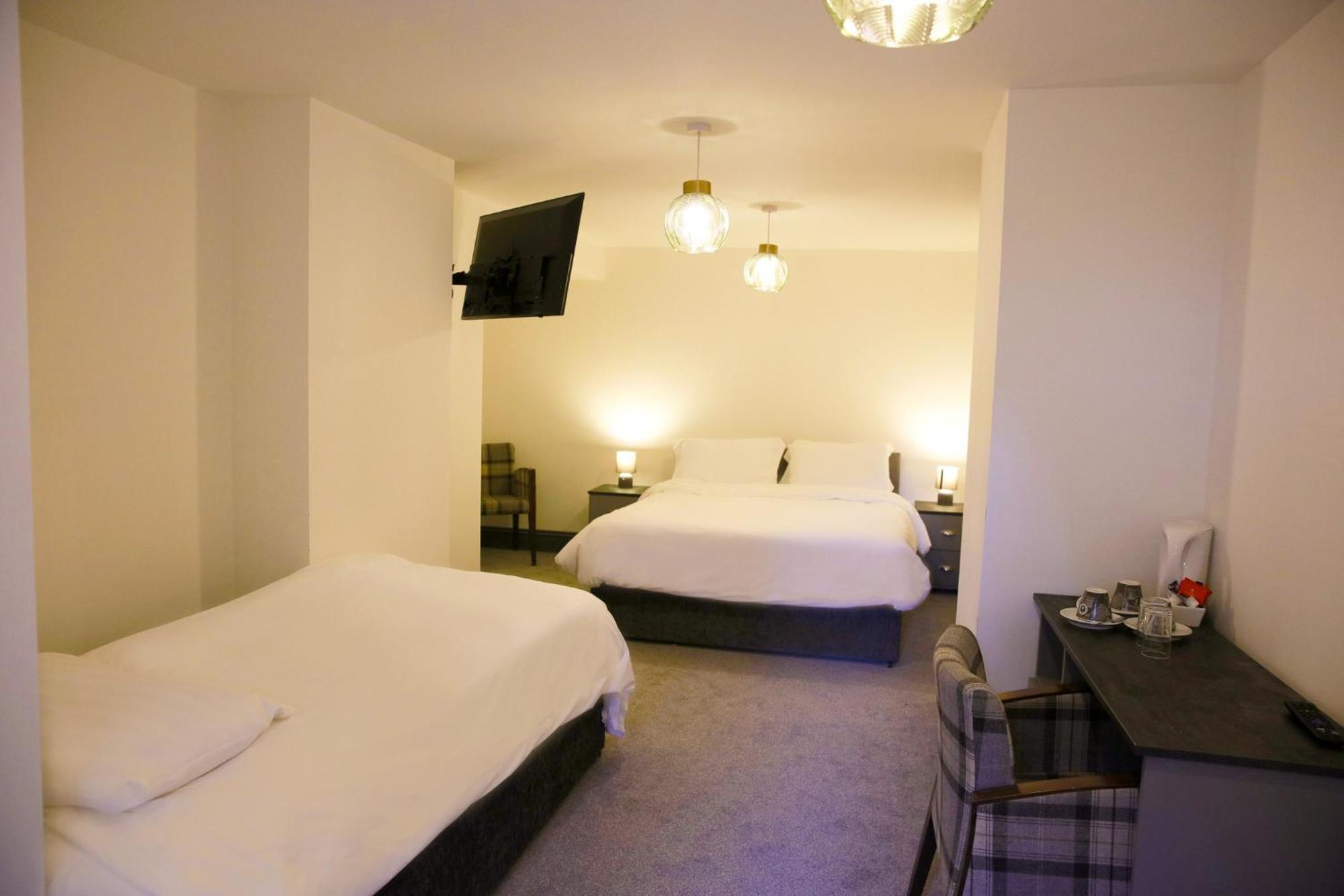 The George Wright Boutique Hotel, Bar & Restaurant 로더럼 외부 사진