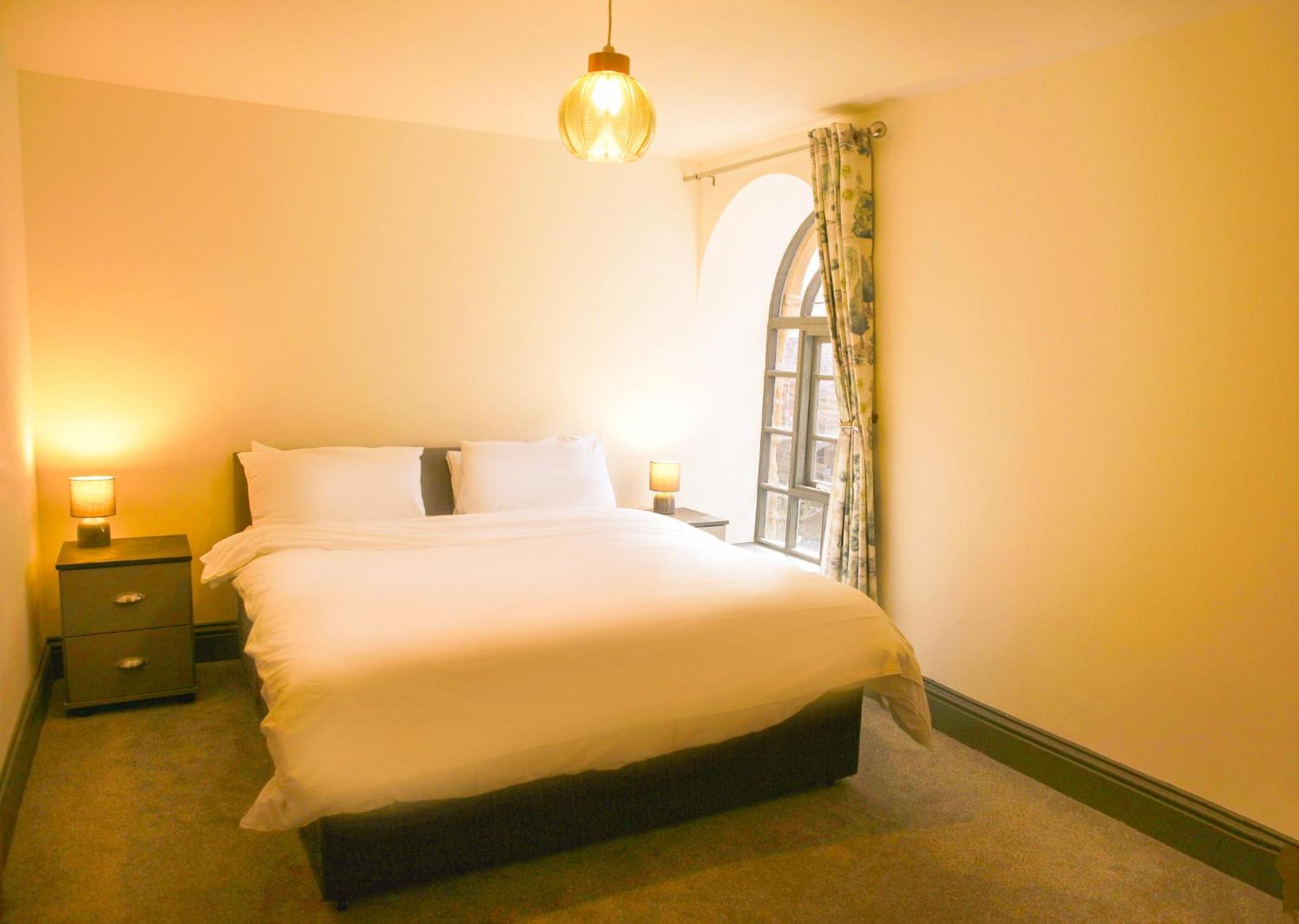 The George Wright Boutique Hotel, Bar & Restaurant 로더럼 외부 사진