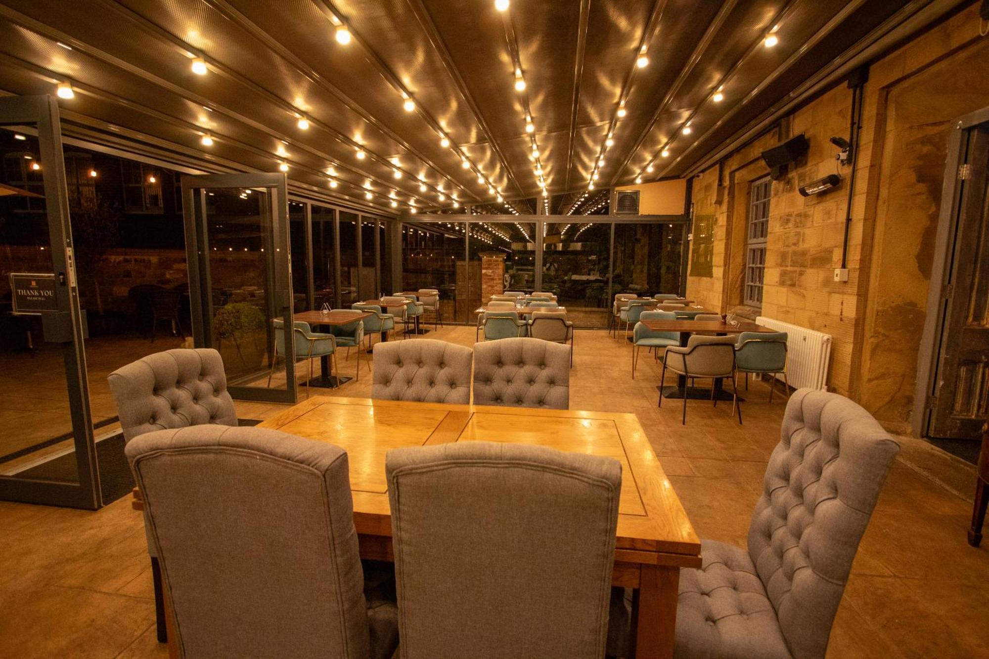 The George Wright Boutique Hotel, Bar & Restaurant 로더럼 외부 사진